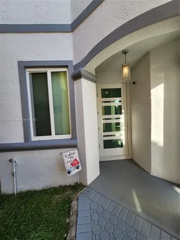 15585 SW 112th Way Miami FL 33196