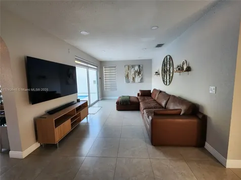 15585 SW 112th Way Miami FL 33196