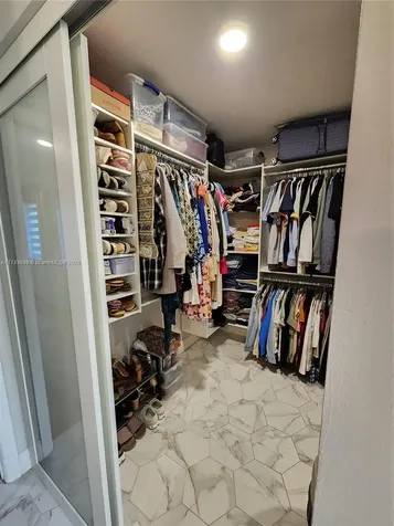 15585 SW 112th Way Miami FL 33196