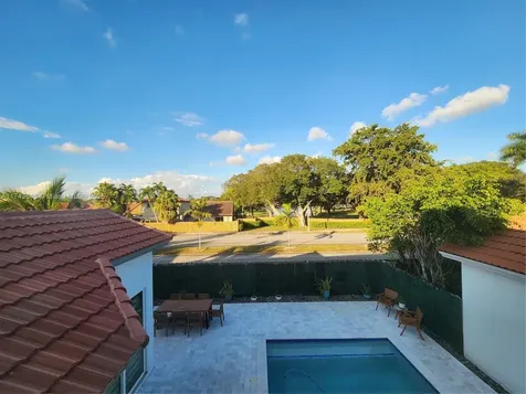 15585 SW 112th Way Miami FL 33196