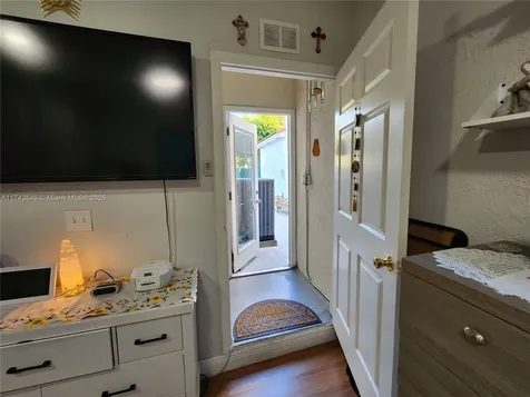 15585 SW 112th Way Miami FL 33196