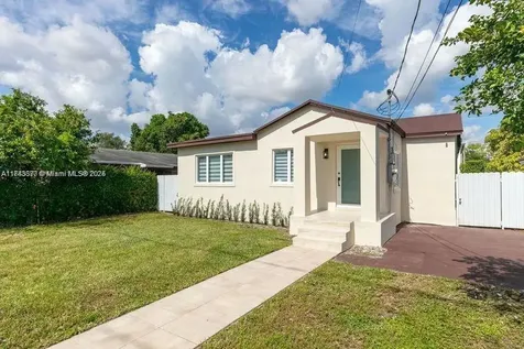 1521 NW 59th Street Miami FL 33142