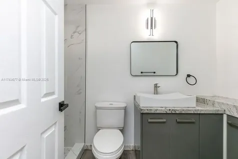 1521 NW 59th Street Miami FL 33142