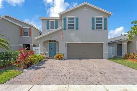 560 NE 6th Place Florida City FL 33034