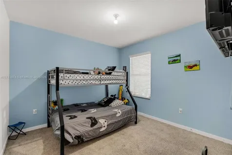 560 NE 6th Place Florida City FL 33034