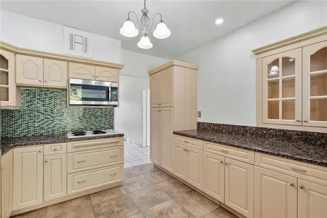 517 Wren Avenue Miami Springs FL 33166