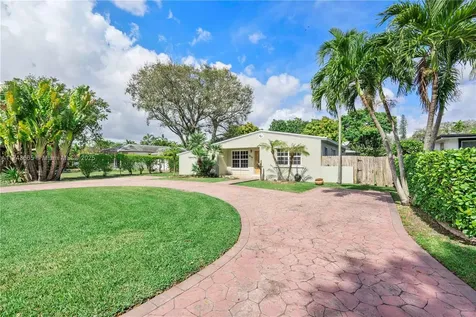 517 Wren Avenue Miami Springs FL 33166
