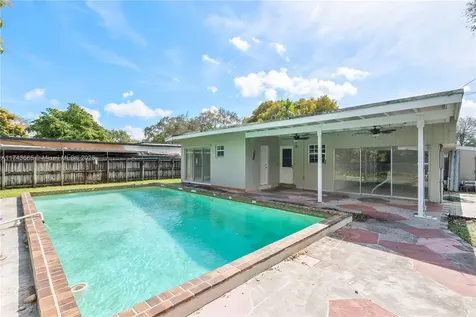 517 Wren Avenue Miami Springs FL 33166