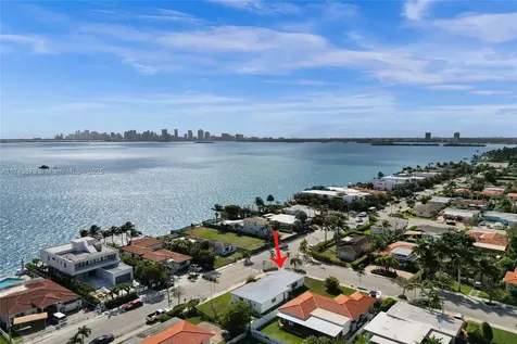 1701 S Treasure Drive North Bay Village FL 33141
