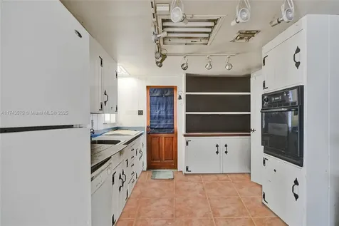 1701 S Treasure Drive North Bay Village FL 33141