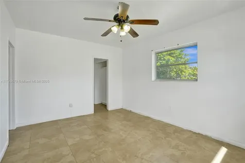 1701 S Treasure Drive North Bay Village FL 33141