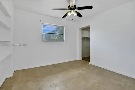 1701 S Treasure Drive North Bay Village FL 33141