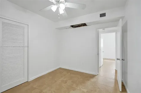 1701 S Treasure Drive North Bay Village FL 33141