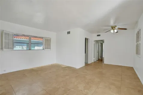 1701 S Treasure Drive North Bay Village FL 33141