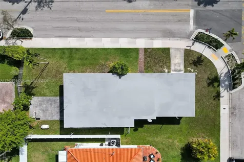 1701 S Treasure Drive North Bay Village FL 33141