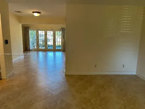 725 NW 30th Street Wilton Manors FL 33311