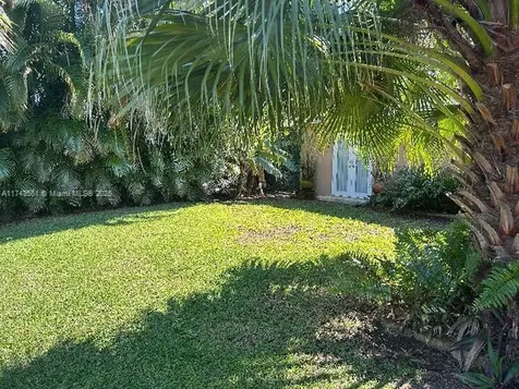 725 NW 30th Street Wilton Manors FL 33311