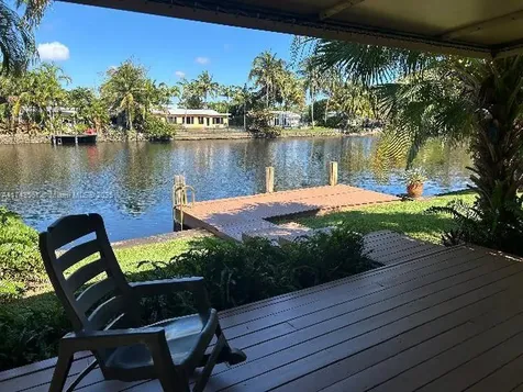 725 NW 30th Street Wilton Manors FL 33311