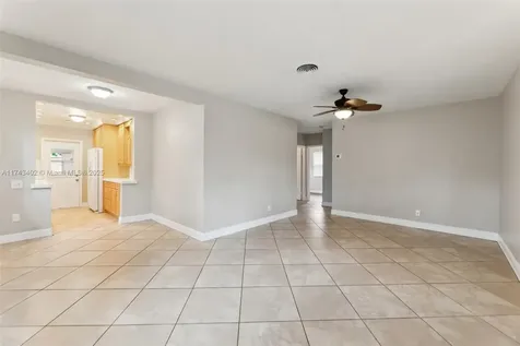 1640 NW 3rd Avenue Fort Lauderdale FL 33311