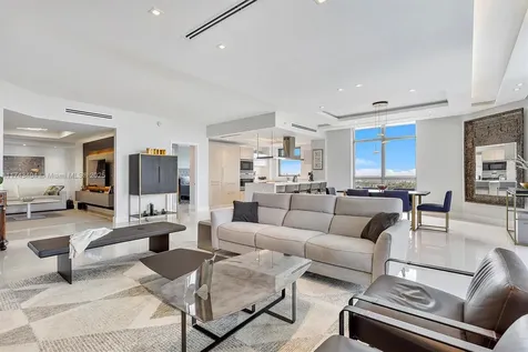 17301 Biscayne Boulevard North Miami Beach FL 33160