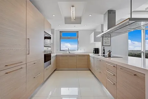 17301 Biscayne Boulevard North Miami Beach FL 33160