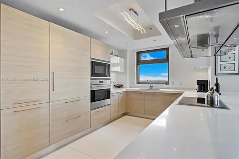 17301 Biscayne Boulevard North Miami Beach FL 33160
