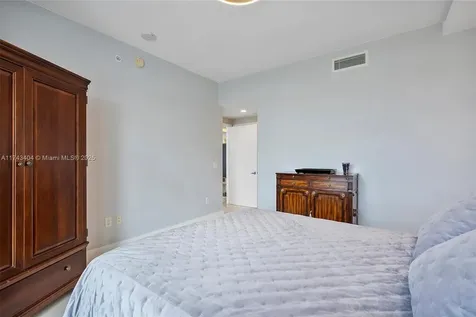 17301 Biscayne Boulevard North Miami Beach FL 33160