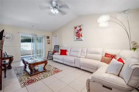 1464 Yellowthroat Street Homestead FL 33035