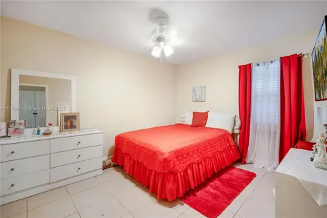 1464 Yellowthroat Street Homestead FL 33035