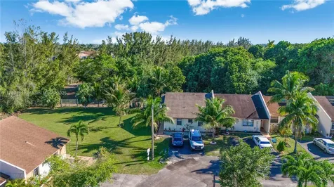 1464 Yellowthroat Street Homestead FL 33035