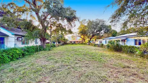 5836 NW 5th Avenue Miami FL 33127
