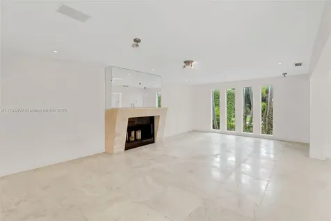 6620 Windsor Lane Miami Beach FL 33141