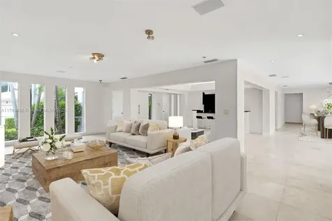 6620 Windsor Lane Miami Beach FL 33141
