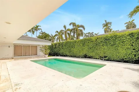 6620 Windsor Lane Miami Beach FL 33141