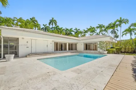 6620 Windsor Lane Miami Beach FL 33141
