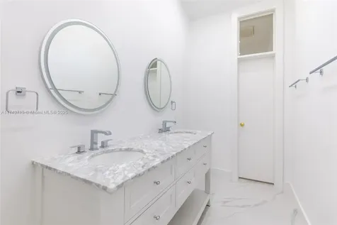 5671 Banyan Trail Coral Gables FL 33156