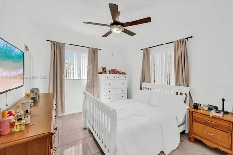4901 SW 100th Court Miami FL 33165