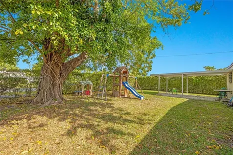 4901 SW 100th Court Miami FL 33165