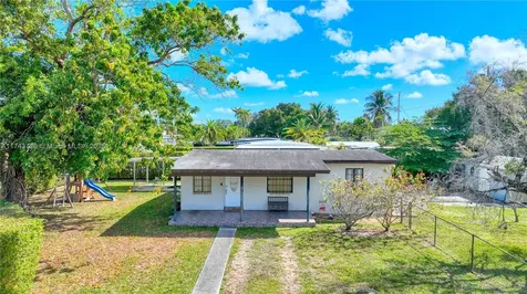 4901 SW 100th Court Miami FL 33165