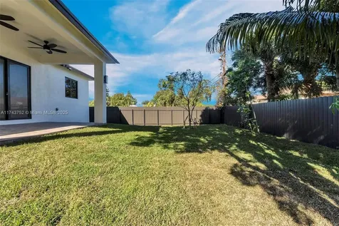 110 NW 28th Terrace Fort Lauderdale FL 33311