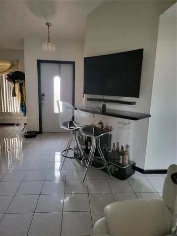 6771 NW 199th Terrace Hialeah FL 33015