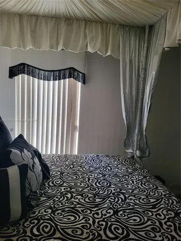 6771 NW 199th Terrace Hialeah FL 33015