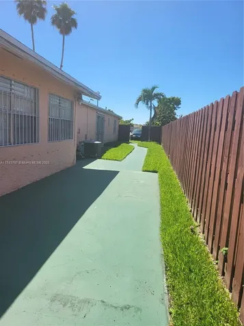 6771 NW 199th Terrace Hialeah FL 33015
