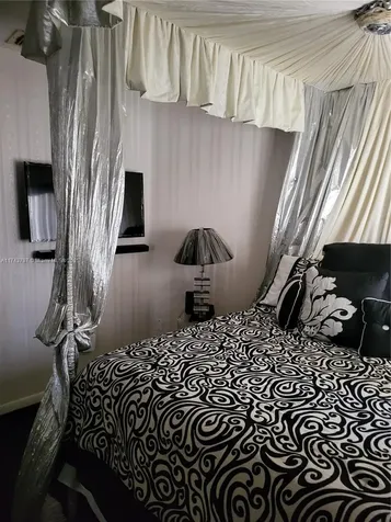 6771 NW 199th Terrace Hialeah FL 33015