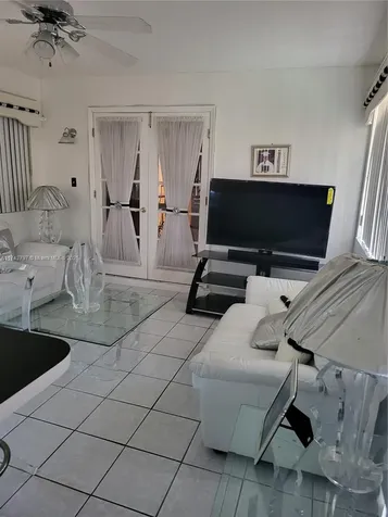 6771 NW 199th Terrace Hialeah FL 33015