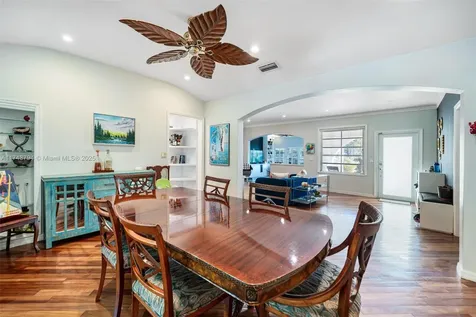 4450 N Jefferson Avenue Miami Beach FL 33140