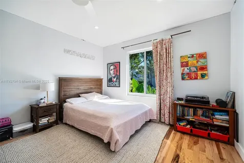 4450 N Jefferson Avenue Miami Beach FL 33140