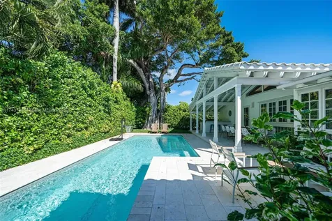 4450 N Jefferson Avenue Miami Beach FL 33140