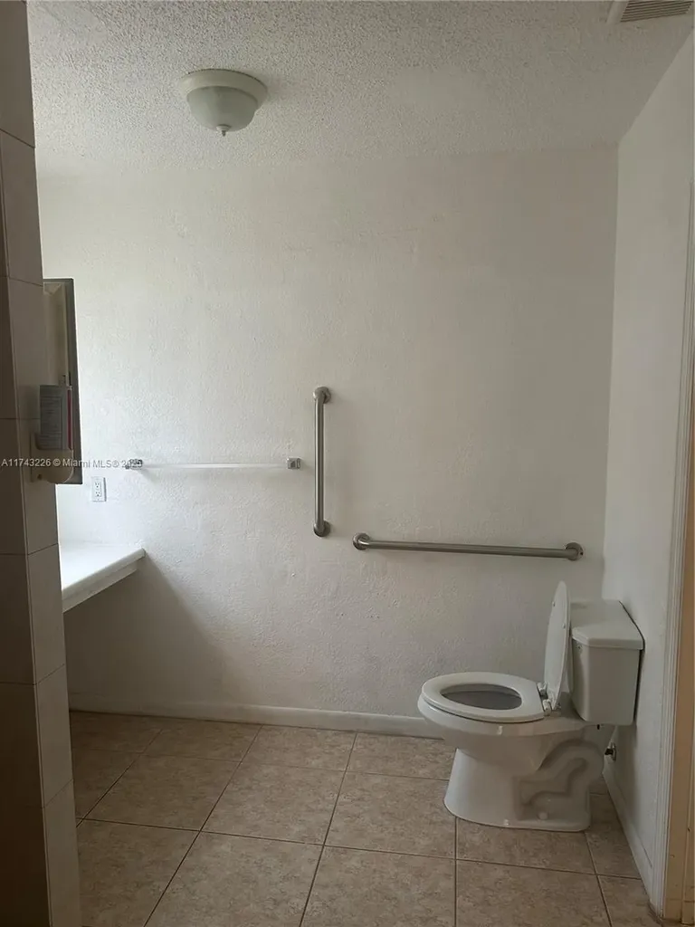 1237 NW 15th Avenue Fort Lauderdale FL 33311