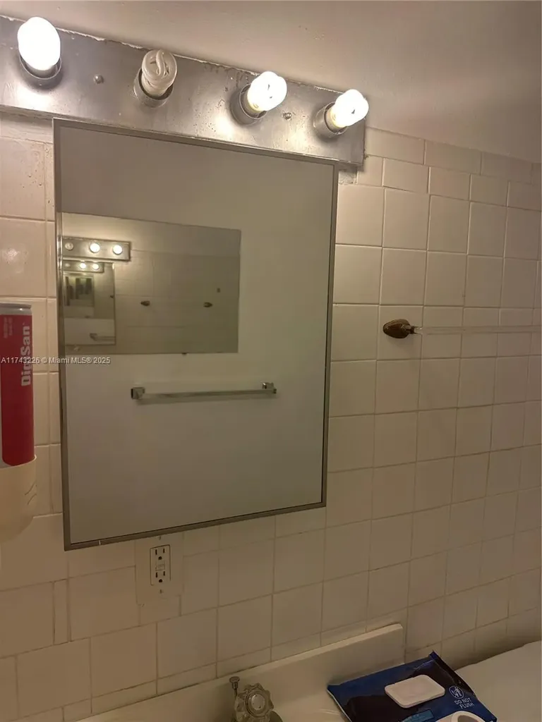 1237 NW 15th Avenue Fort Lauderdale FL 33311